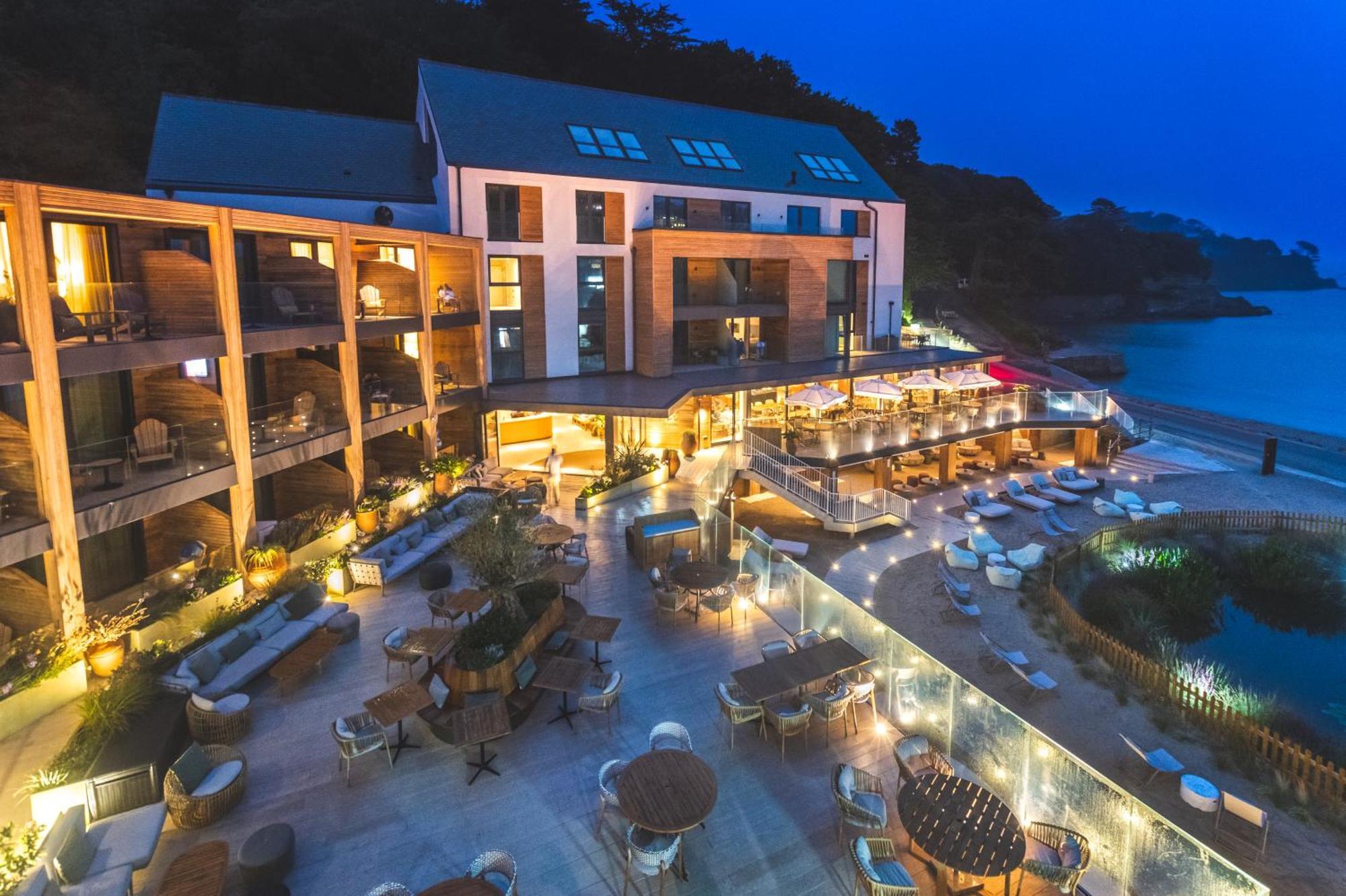 Hotel Harbour Club, &